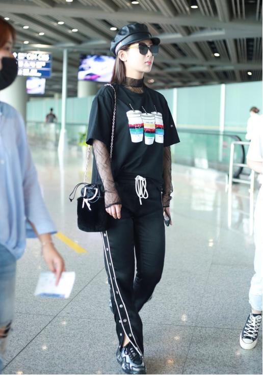 杨紫轻熟女装,杨紫轻熟风黄衣裙