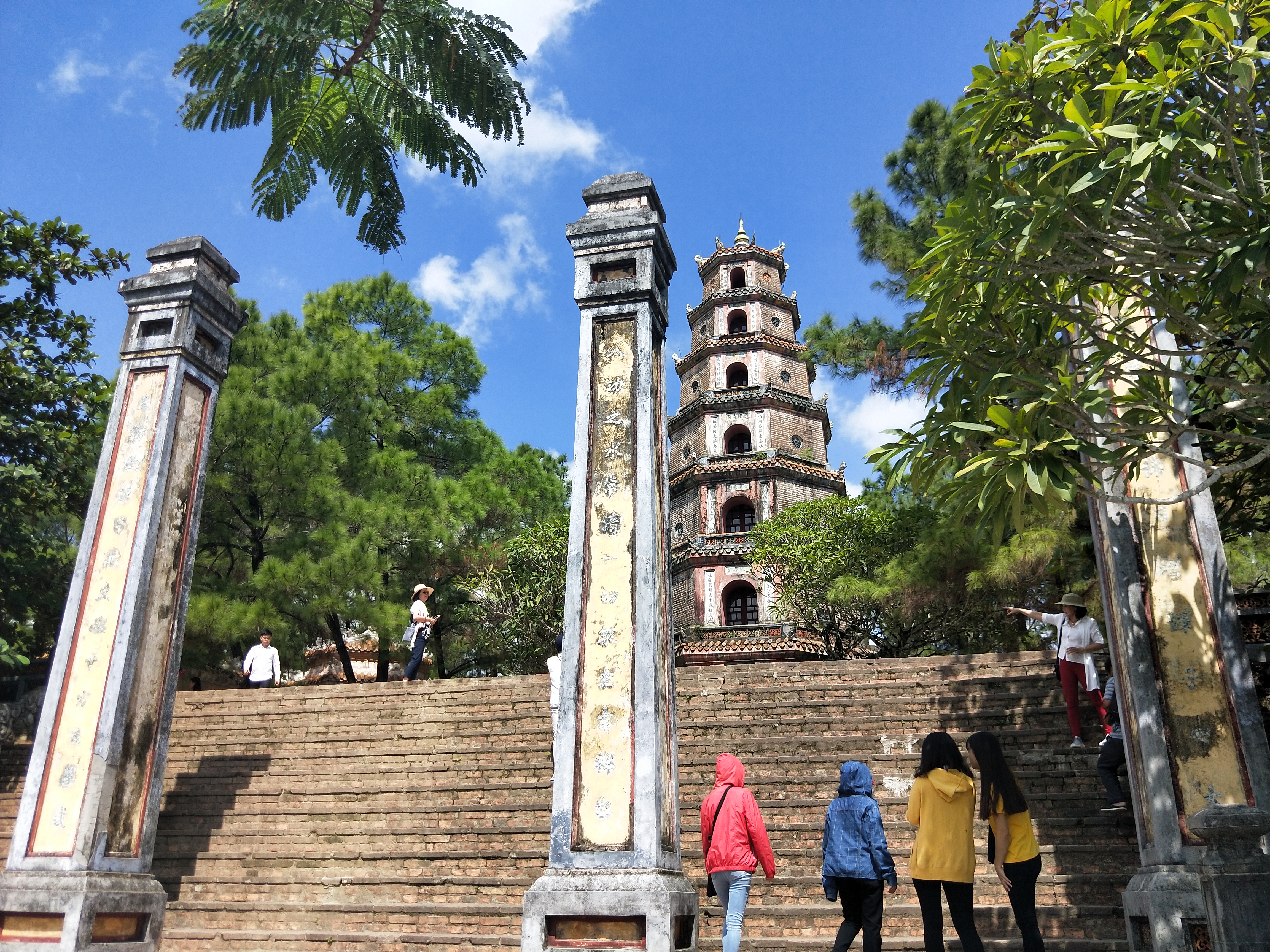 在越南怎么应对宰客现象,越南旅游吃饭贵不贵