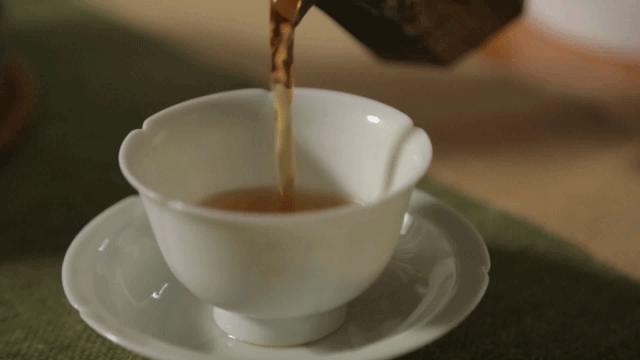 有关茶的经典句子简短,茶的精美句子100句