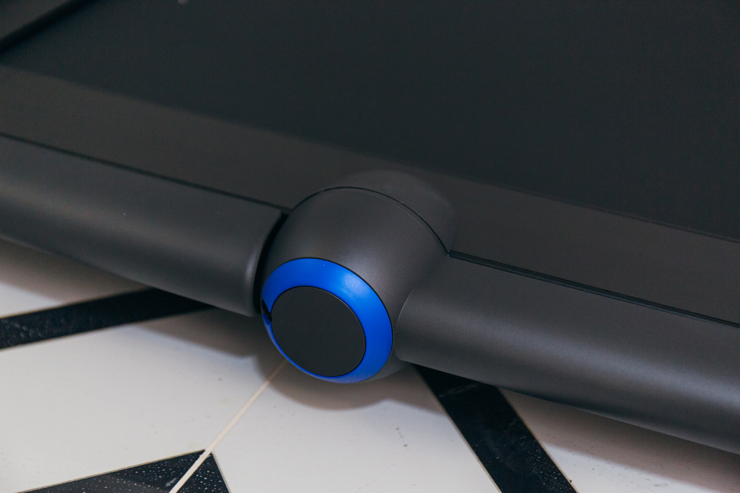 天猫精灵！小姐姐想跑步-小米有品小金K12语音跑步机体验