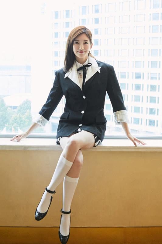 江疏影穿高筒靴配光腿神器,江疏影穿袜子视频教程