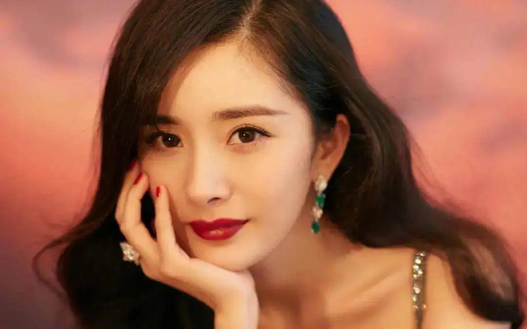 杨幂为了成为实力演员有多拼,杨幂勇敢做自己