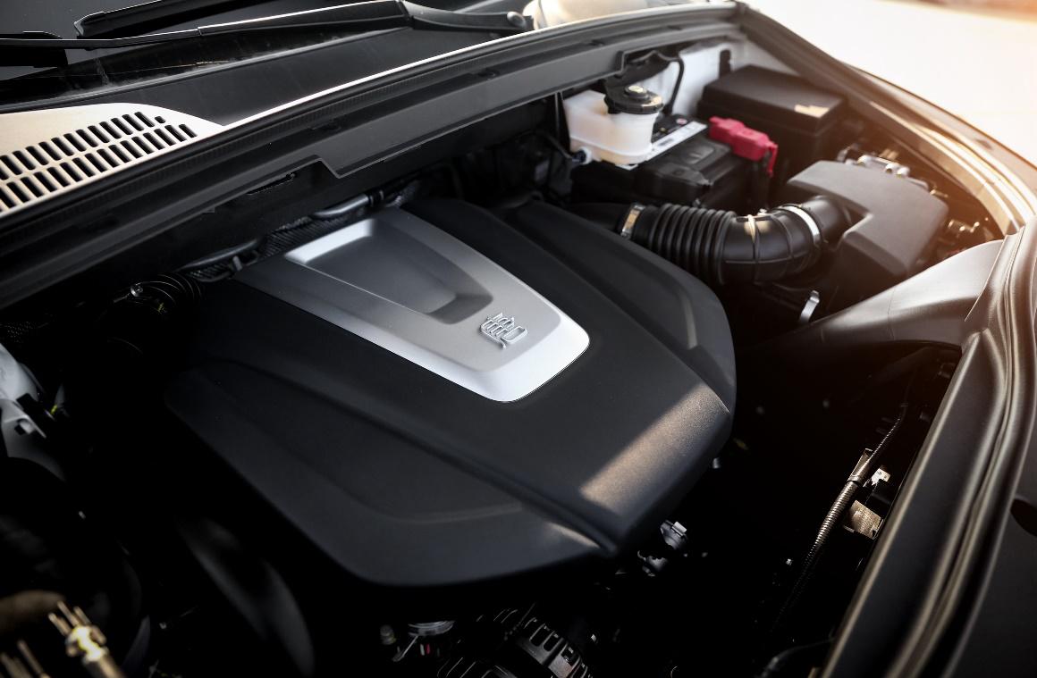 比亚迪唐2.0t7座新能源车测评,比亚迪唐7座混合动力车型