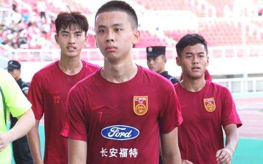 国足惨败后连锁反应,归化之路是中国足球的最终归宿吗