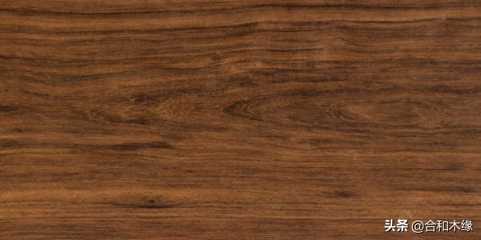所罗门大叶紫檀和卢氏黑黄檀,黑檀与大叶紫檀哪个更好