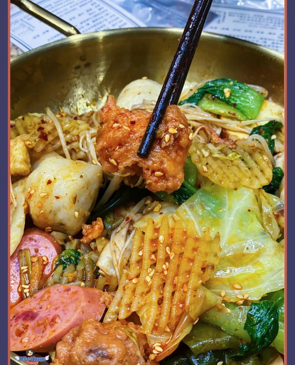 月销上万的零食礼包,金牌麻辣拌优惠