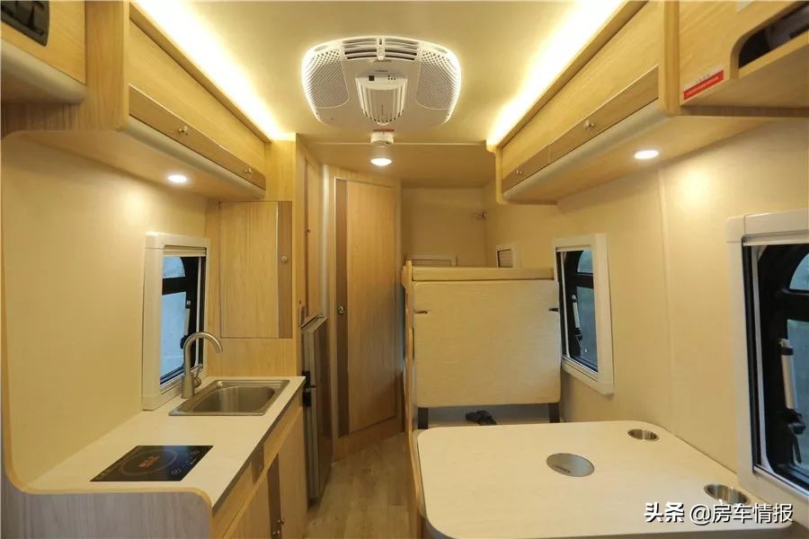 既便宜又大又能合法上路的房车,7.98万房车