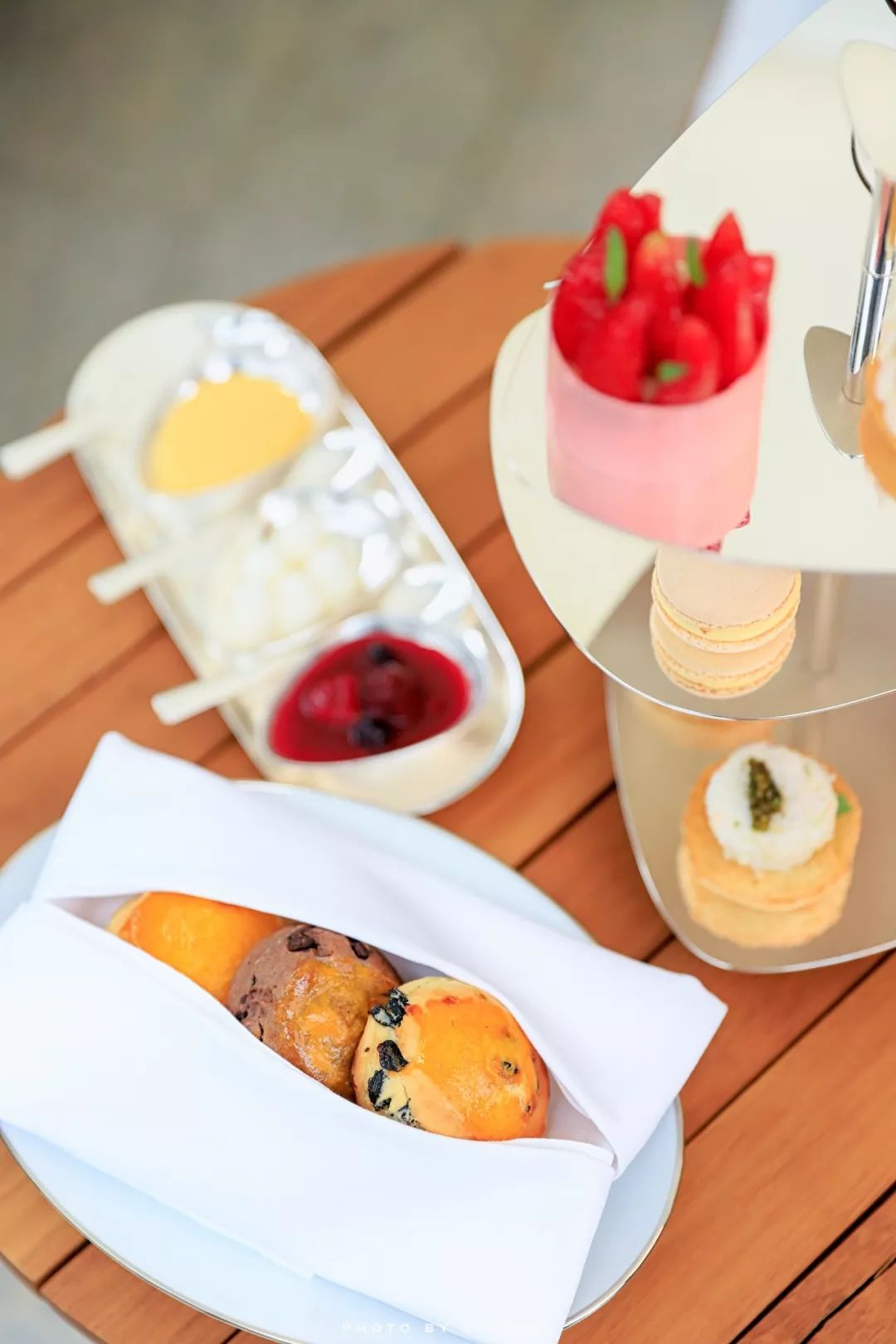 丽思卡尔顿西安自助,西安丽思卡尔顿酒店多少钱一晚