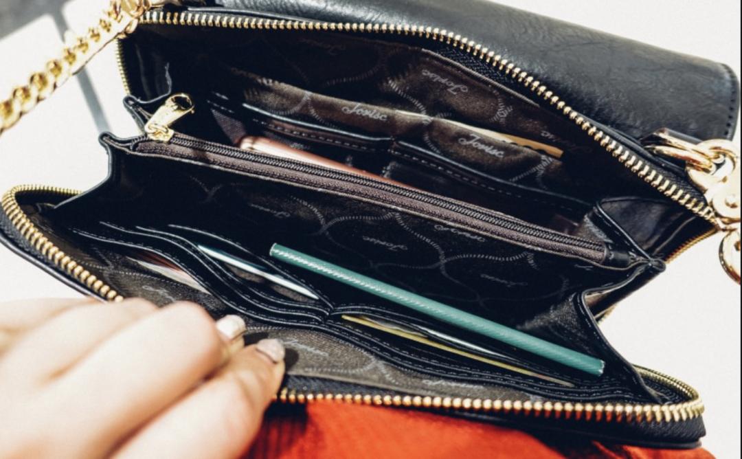 出国旅游最安全的方式,出国旅行去哪个国家安全