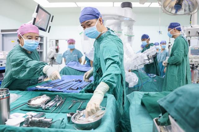 医学上最难的手术是什么手术,世界上最痛苦的手术五个字