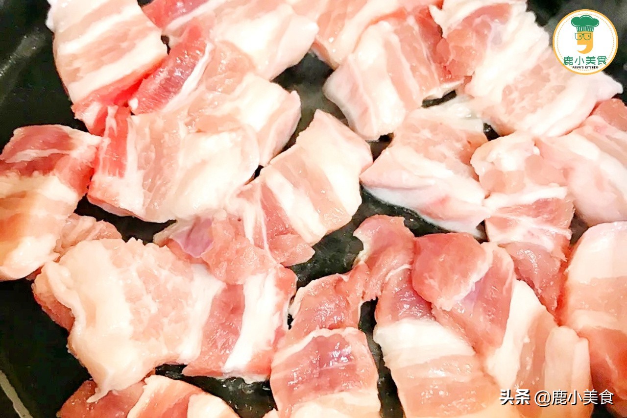 红烧肉硬还柴怎么回事,五花肉如何红烧才软烂