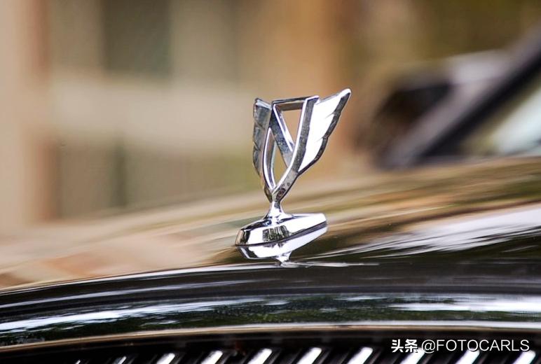 别克老一代君越3.0顶配内饰说明,别克君越老款3.0v6价格