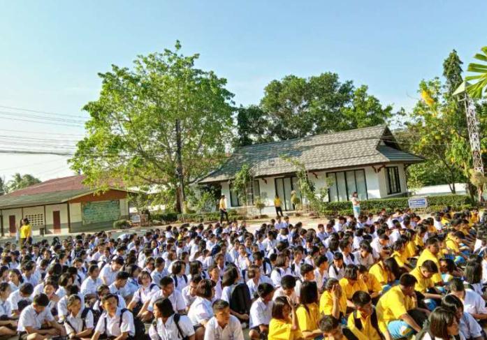 印尼杀了50万华人的原因,印尼杀了50万华人纪录片