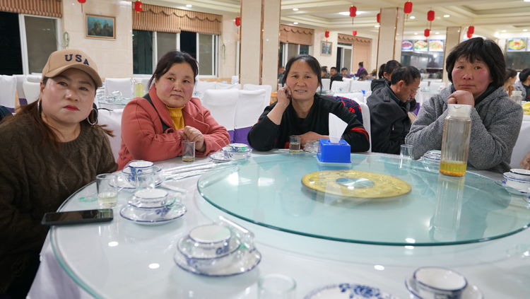 雷帝国际彩砂施工视频,雷帝国际瓷砖辅料