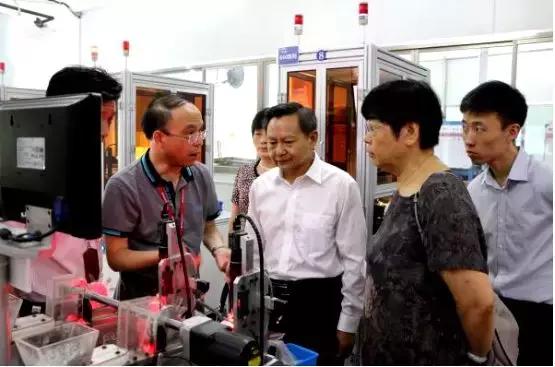 晨光文具创始人资产,晨光文具老板财富排名