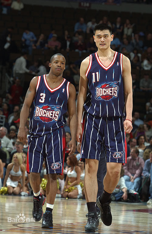 火箭22连胜火箭vs黄蜂,火箭22连胜姚明麦迪上场了吗