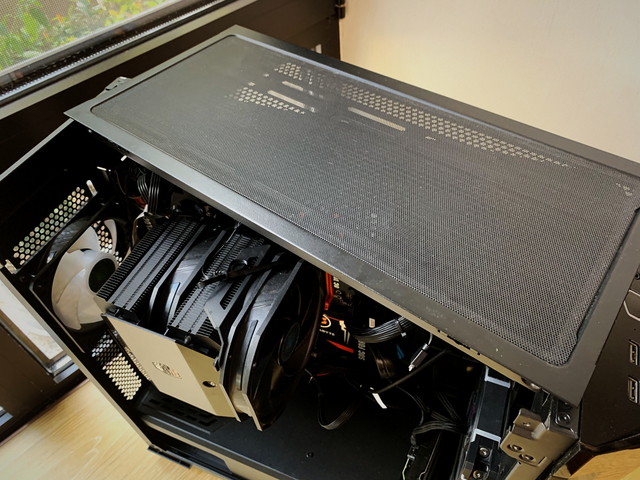 rogxf120风扇评测,内心强大外表朴素