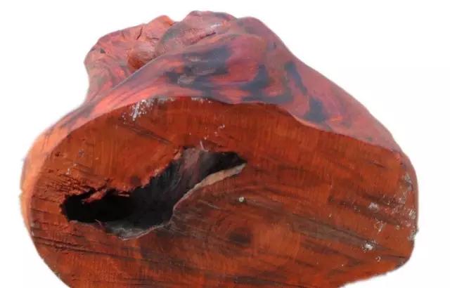 你了解红木吗,小酸枝和大红酸枝有什么区别