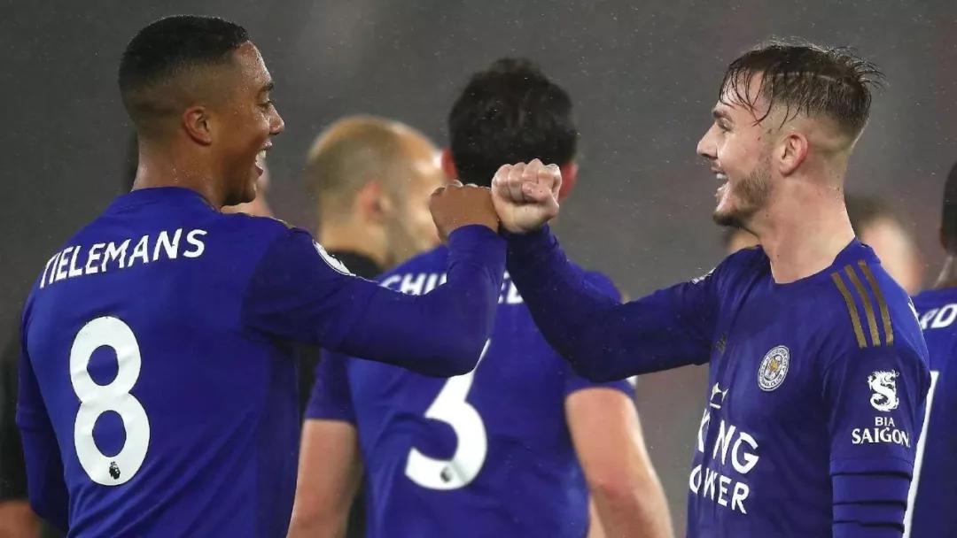 莱斯特城442防守反击,莱斯特城反击三球