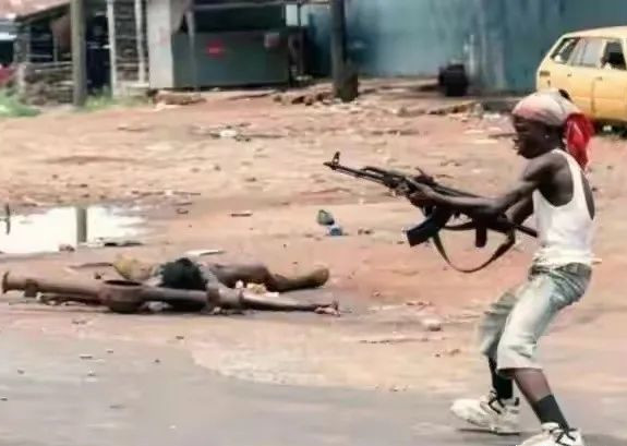 加纳黄金海岸淘金,在加纳淘金中国人有多少人