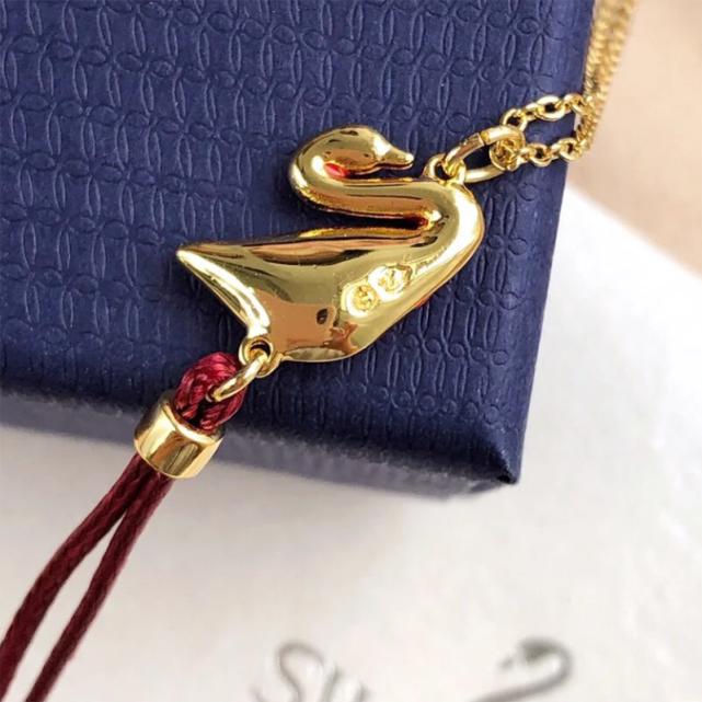 为什么闲鱼的施华洛世奇那么便宜 (为什么闲鱼上施华洛世奇那么便宜)