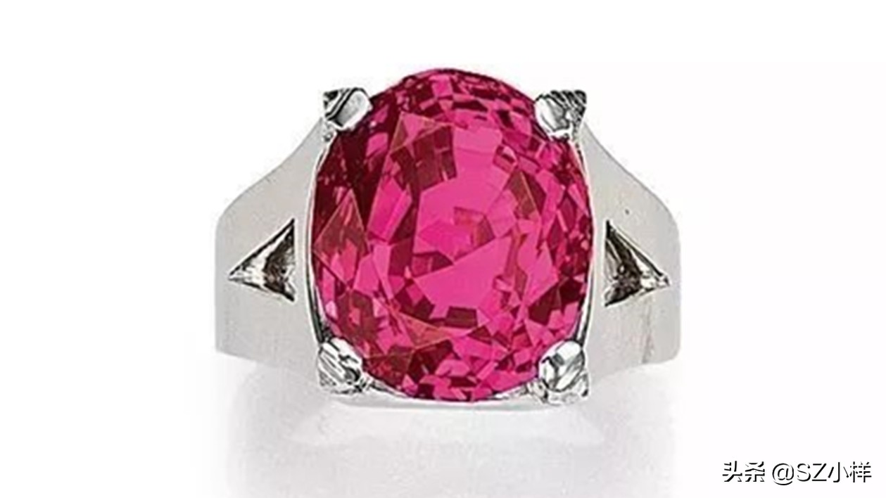 国外顶级红宝石原石1.2亿美元,8克拉红宝石2亿