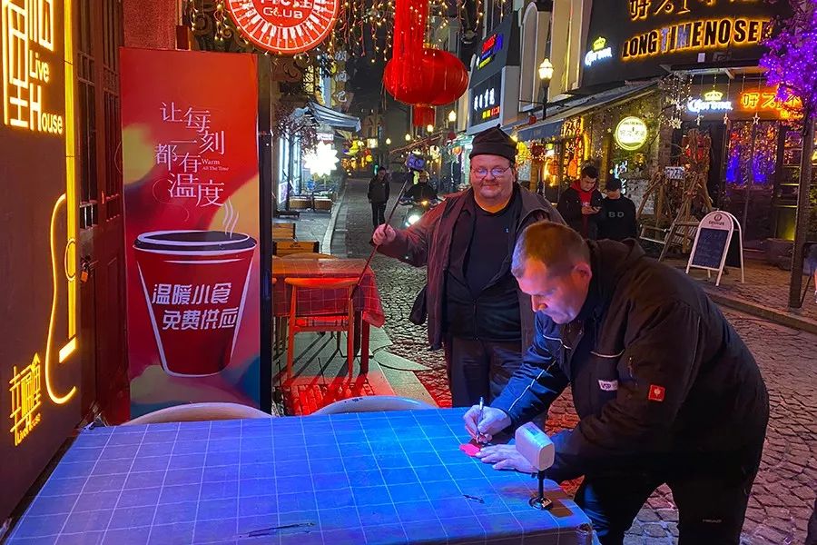 在宁波街头，我被暖到了