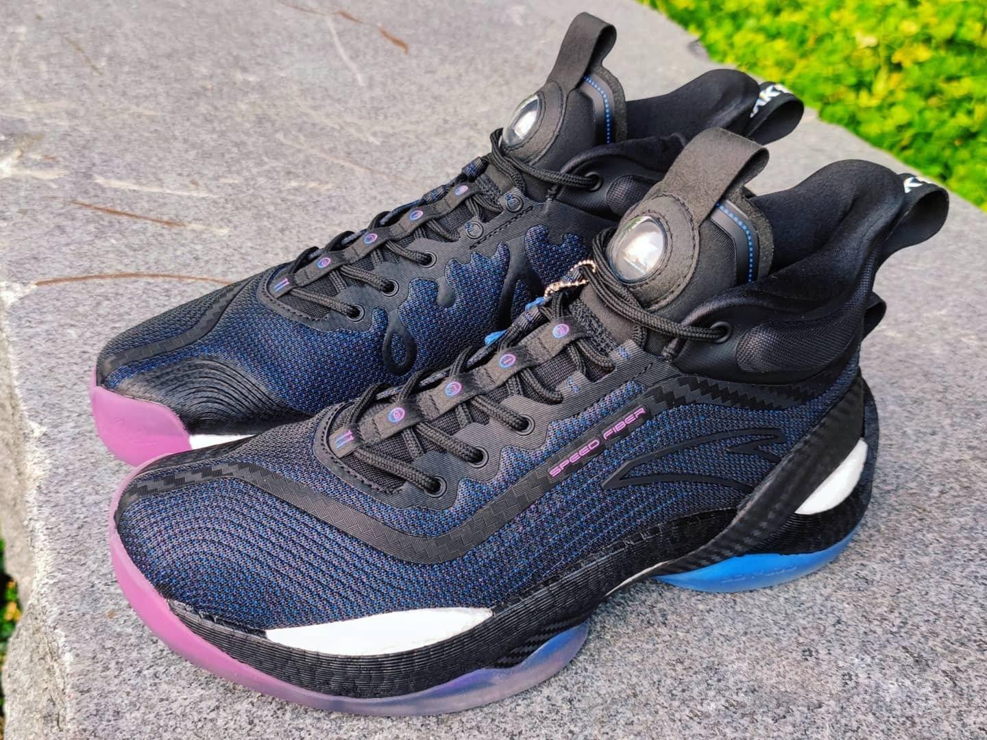 虚荣OR求实？KT7代配置拉满，CJ1代力求高端，安踏和李宁你爱谁？