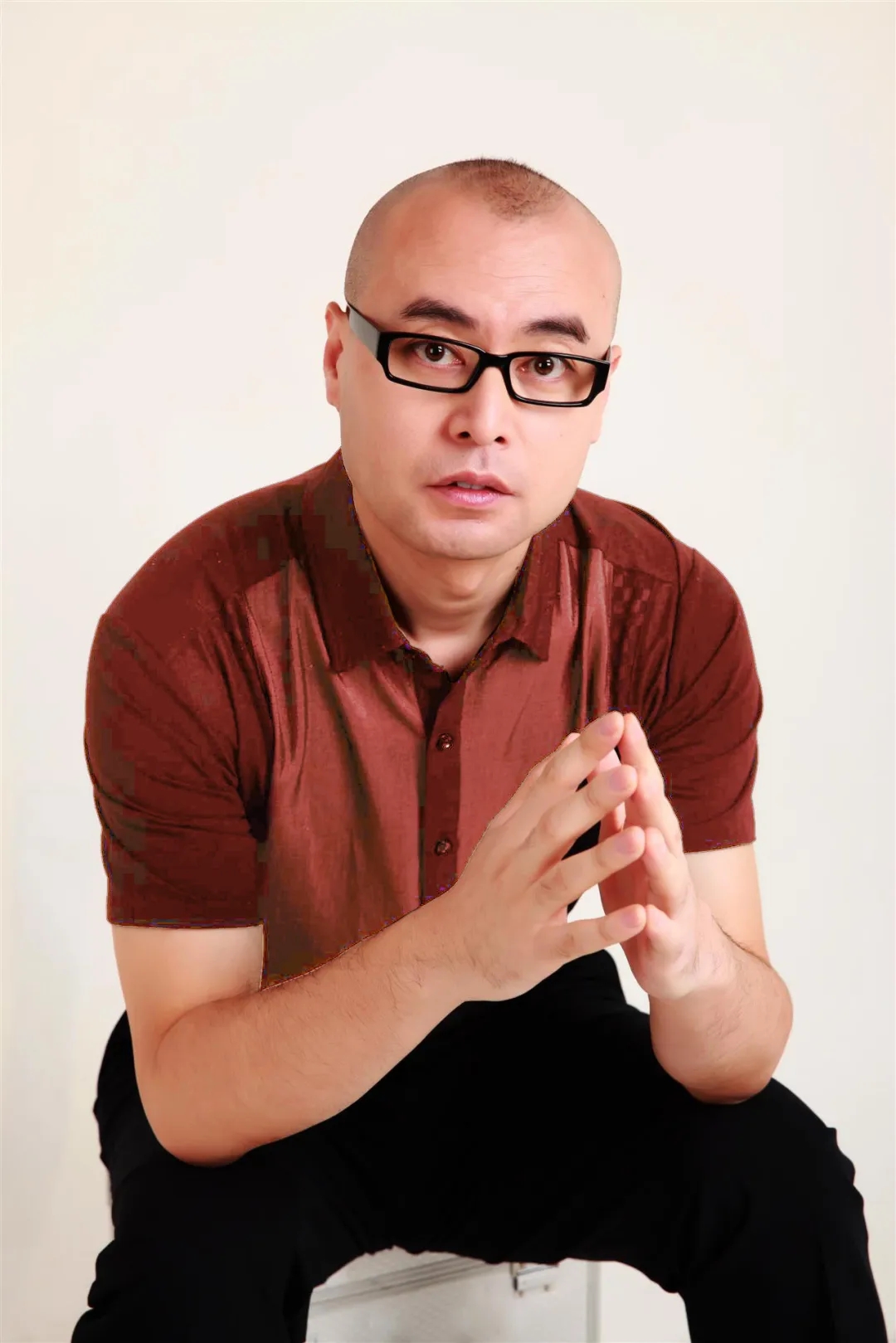 厌学沉迷手机游戏的家庭指导方案,高二孩子沉迷手机游戏厌学怎么办