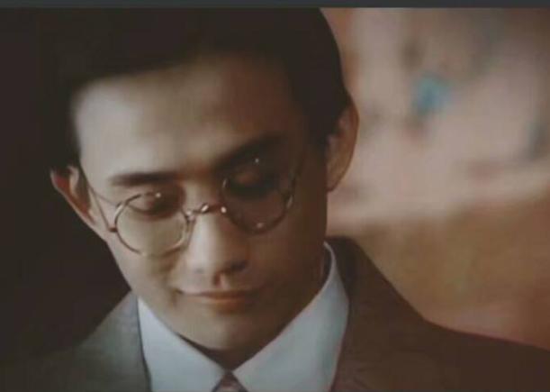 6天前,从“国民偶像”到“娱乐圈厨神”的黄小厨,也翻车了?