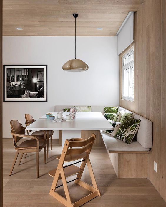 家装餐厅太小怎么布置,家里餐厅小装修注意什么