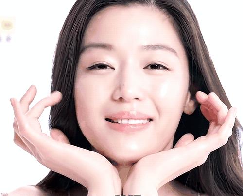 敏感干燥起皮泛红怎么修复,泛红起皮有刺痛感如何护肤