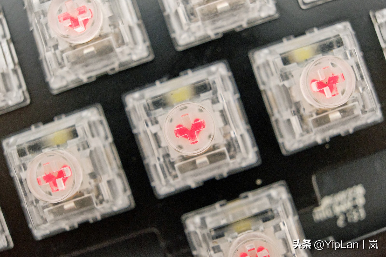 吉利鸭duckyone2开箱,吉利鸭duckyone2冲鸭系列键盘评测