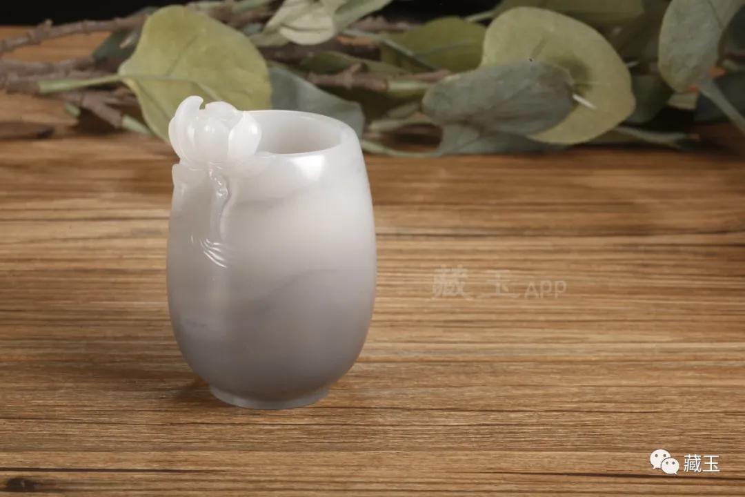 奇特和田玉,真正的紫色和田玉