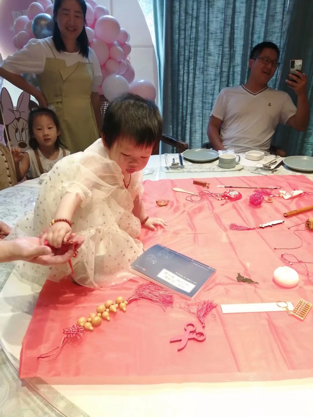 郭进拴｜可爱的小孙女嘉嘉