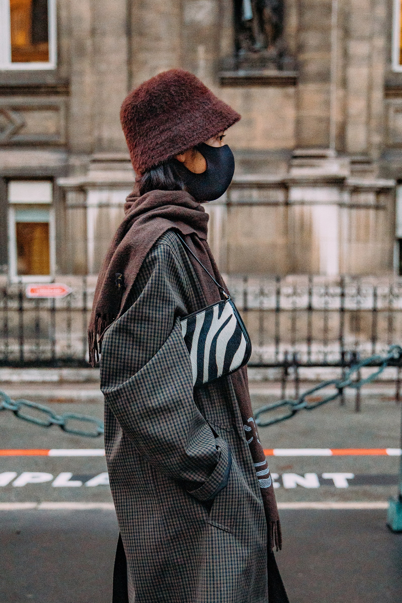 2023春夏巴黎时装周街拍特辑,2021巴黎高定时装周街拍