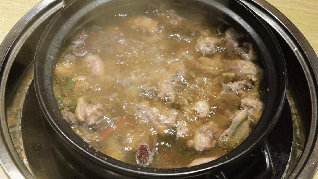 南海里水有间人气爆棚的食府，鳄鱼龟走地鸡煲只需158元！