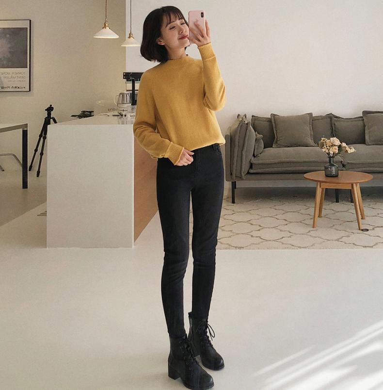 拥有纤细腿型，上宽下窄突出优势