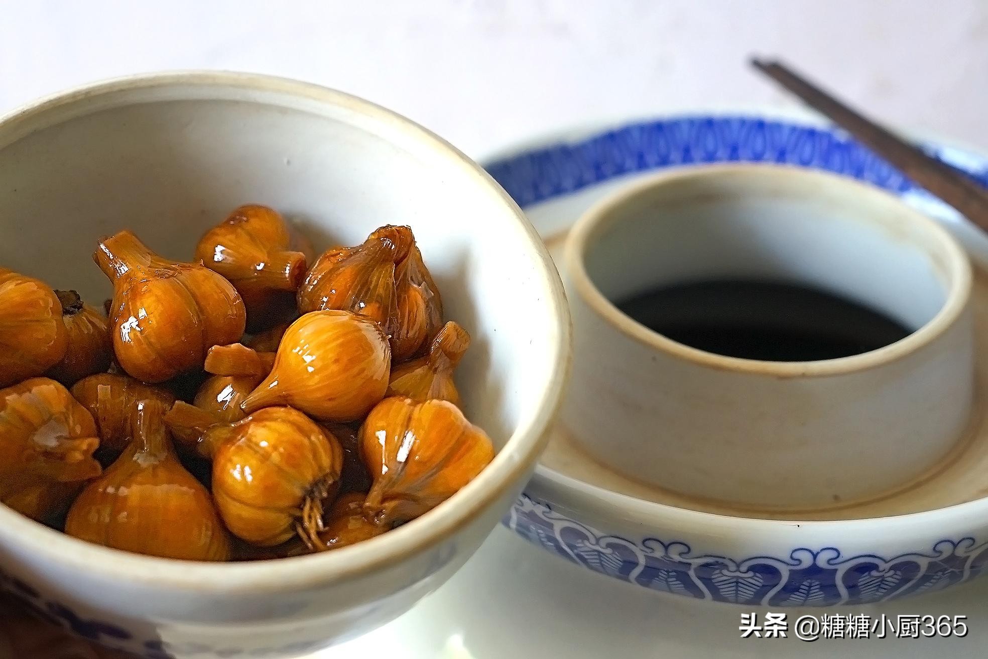 冬天糖醋蒜怎么腌比较快入味,用糖醋腌蒜比例