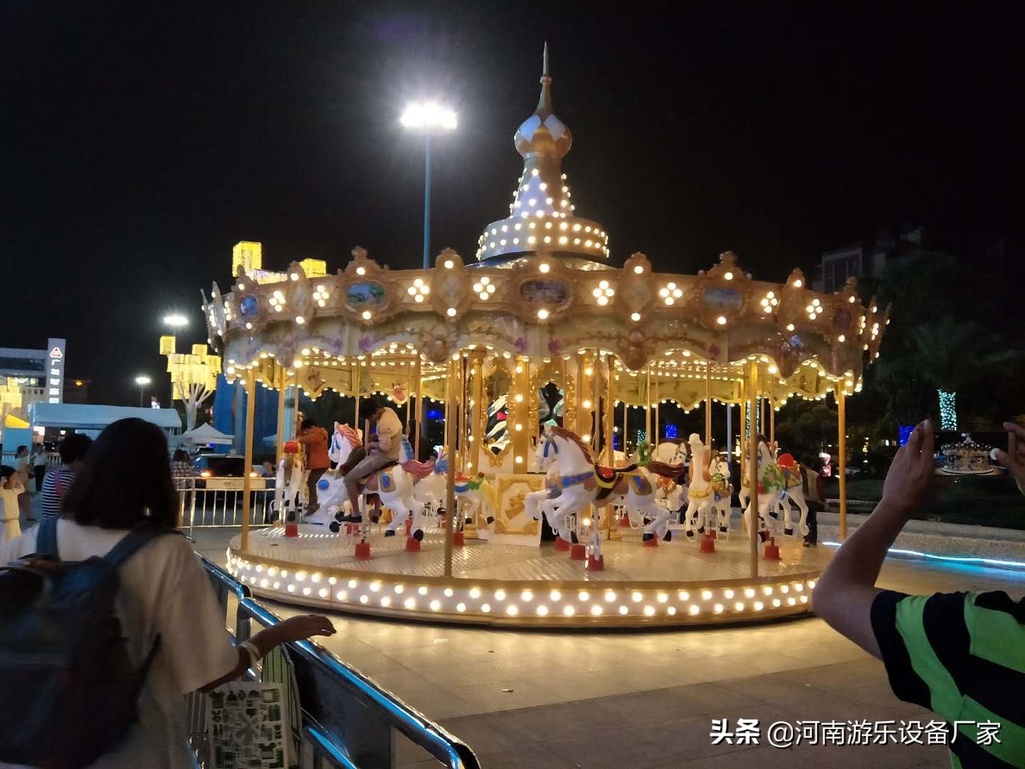 2015最新型豪华转马游乐设备价格,转马游乐设备哪种最好