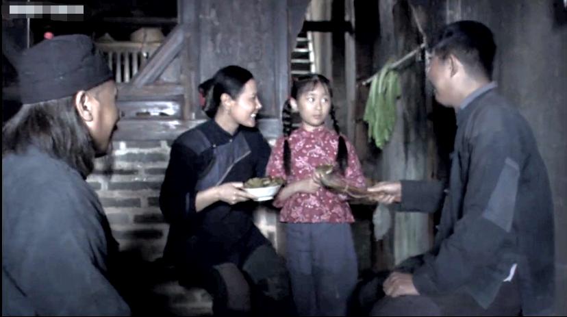 等郎妹悲剧的一生，真实还原当年湘西传统婚俗，剧情片