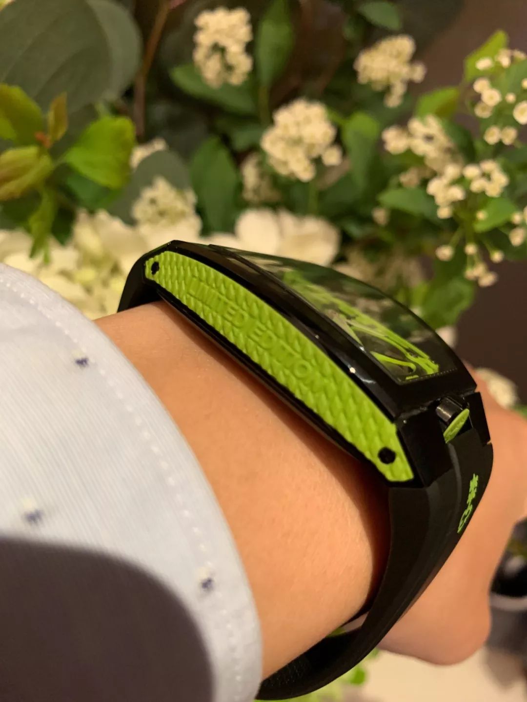 不止是表圈“造桥”大师！带你领略不一样的昆仑表最新款腕表