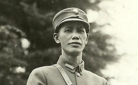 叶挺烈火中永生原型,烈火中的永生叶挺