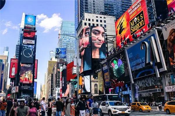 美国留学读研费用一年多少钱,英国留学美国读研究生费用