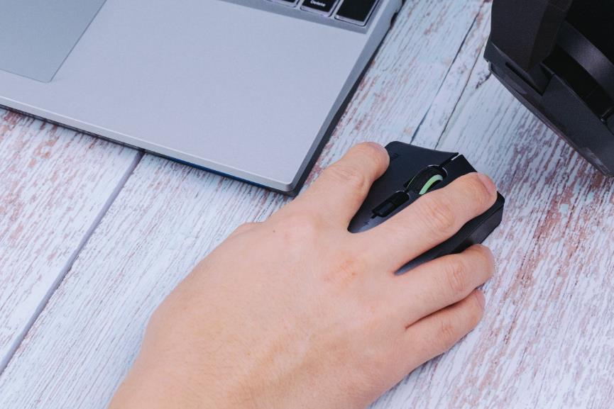 机械师无线鼠标m7如何使用畅玩版,机械师m7无线鼠标侧边按键