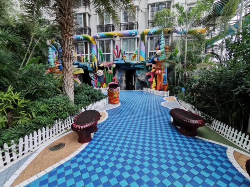 空中花园带儿童乐园,空中花园超大游乐街区