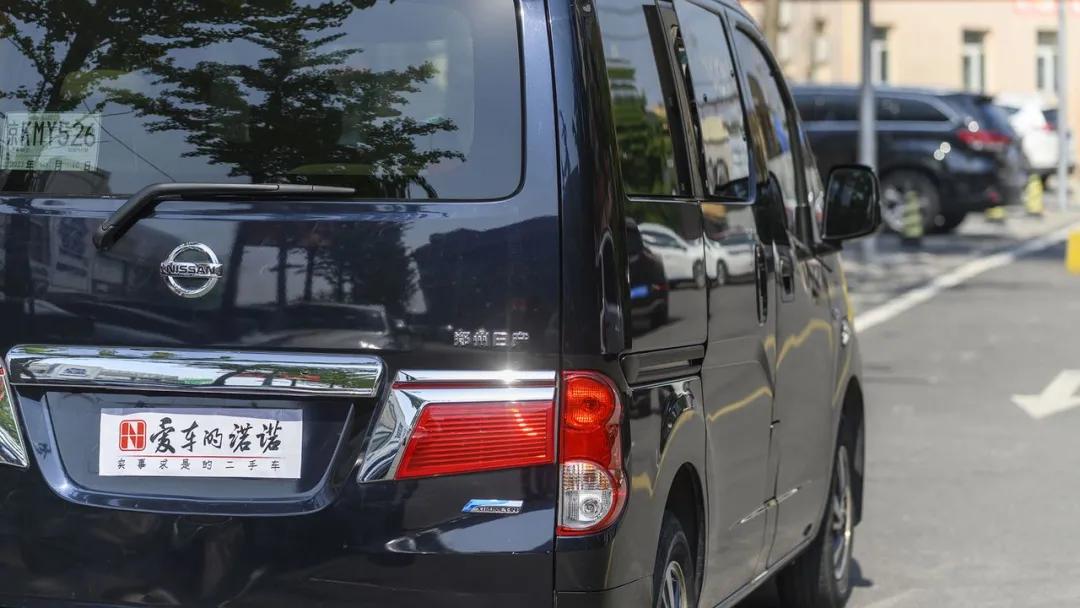 16款日产nv200二手价格成都,中山二手日产nv200七座商务车报价