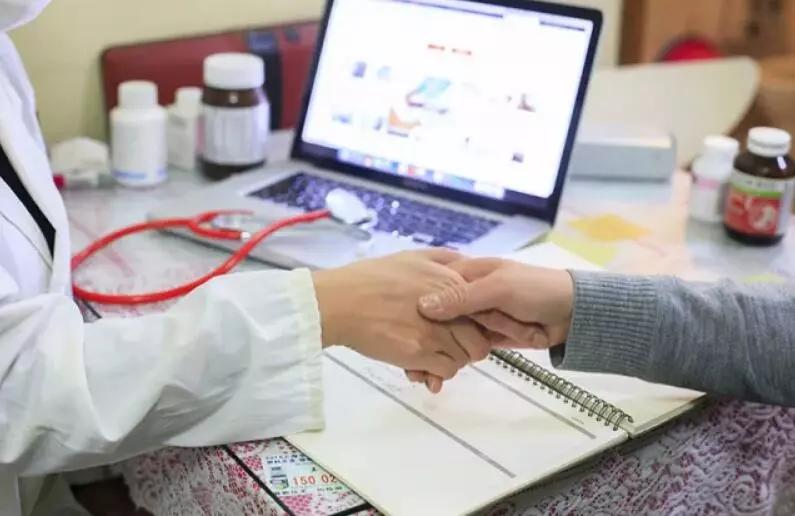 口腔根管治疗宣教视频,口腔根管治疗如何取断针