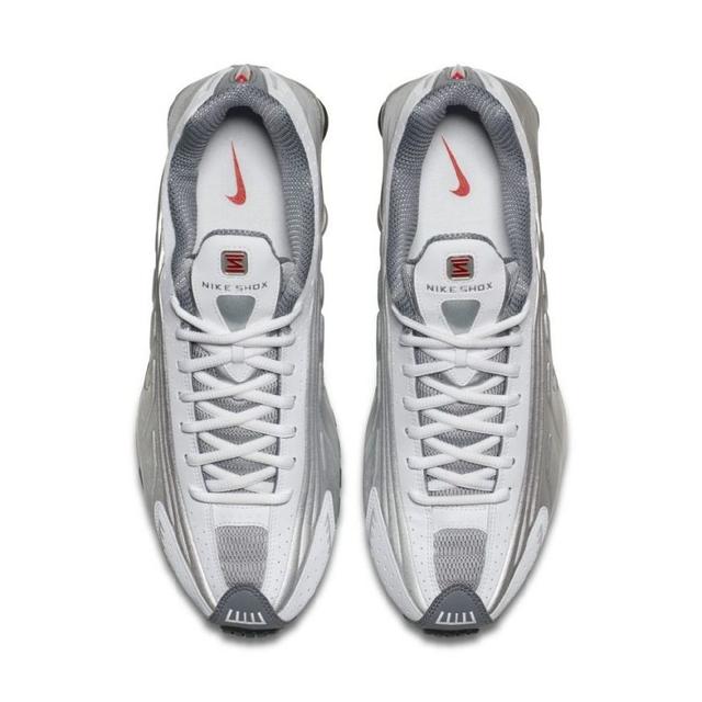 今年被低估的3双鞋,2018最值得入手的10双鞋