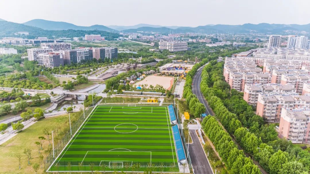 南京汤山哪里可以玩皮划艇,汤山矿坑公园三叠湖皮划艇